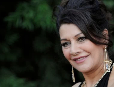 Κύπρια ηθοποιός αποκαλύπτει: Κακοποιήθηκα σεξουαλικά στην πιο τρυφερή ηλικία μου (φωτο)